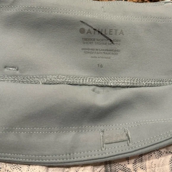 ATHLETA TREKKIE NORTH SHORT SZ 16 NWOT - Picture 7 of 14